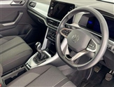 Volkswagen T-Roc Image 6