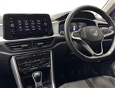 Volkswagen T-Roc Image 2