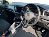 Volkswagen T-Roc Image 6