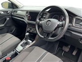 Volkswagen T-Roc Image 6