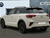 Volkswagen T-Roc Image 3