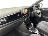 Volkswagen T-Roc Image 2