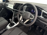 Volkswagen T-Roc Image 6
