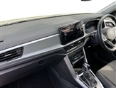 Volkswagen T-Roc Image 2