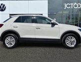 Volkswagen T-Roc Image 4