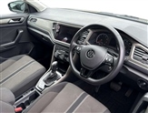 Volkswagen T-Roc Image 5