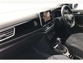 Volkswagen T-Roc Image 2