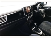 Volkswagen T-Roc Image 2