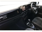 Volkswagen T-Roc Image 2