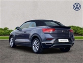 Volkswagen T-Roc Image 2