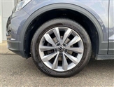 Volkswagen T-Roc Image 6
