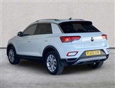 Volkswagen T-Roc Image 2