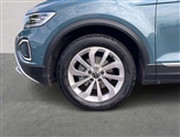 Volkswagen T-Roc Image 6