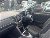 Volkswagen T-Roc Image 2