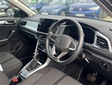 Volkswagen T-Roc Image 6