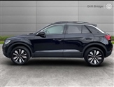 Volkswagen T-Roc Image 4