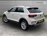 Volkswagen T-Roc Image 3