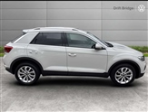 Volkswagen T-Roc Image 4