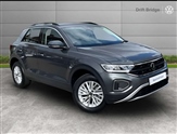 Volkswagen T-Roc Image 1