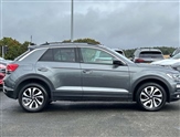Volkswagen T-Roc Image 4