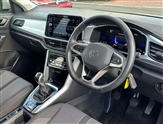 Volkswagen T-Roc Image 6