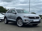 Volkswagen T-Roc Image 1