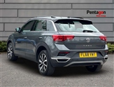 Volkswagen T-Roc Image 2