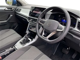 Volkswagen T-Roc Image 2