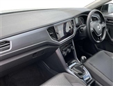 Volkswagen T-Roc Image 2