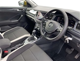 Volkswagen T-Roc Image 6
