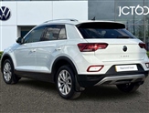 Volkswagen T-Roc Image 3