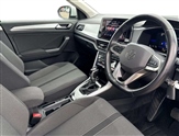 Volkswagen T-Roc Image 6