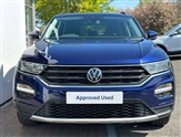 Volkswagen T-Roc Image 2