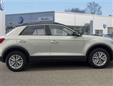 Volkswagen T-Roc Image 4