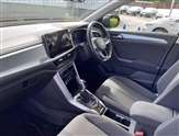 Volkswagen T-Roc Image 2