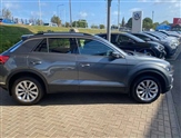 Volkswagen T-Roc Image 4
