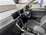Volkswagen T-Roc Image 2
