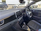 Volkswagen T-Roc Image 2
