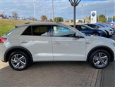 Volkswagen T-Roc Image 4