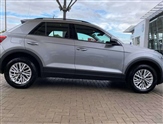 Volkswagen T-Roc Image 4