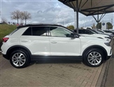 Volkswagen T-Roc Image 4