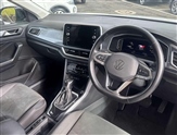 Volkswagen T-Roc Image 6