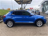 Volkswagen T-Roc Image 4