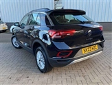 Volkswagen T-Roc Image 3