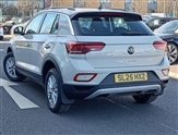 Volkswagen T-Roc Image 3