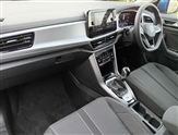 Volkswagen T-Roc Image 2
