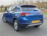 Volkswagen T-Roc Image 3