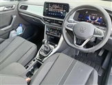 Volkswagen T-Roc Image 6