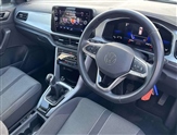 Volkswagen T-Roc Image 6