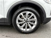 Volkswagen T-Roc Image 5